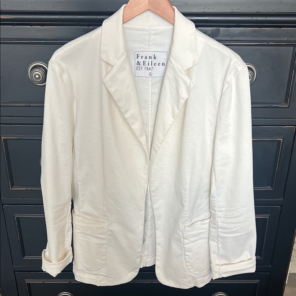 Frank & Eileen Dublin Stretch Cotton Cream Blazer.